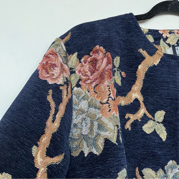 Gumps San Francisco Vintage Overcoat Floral - Picture 5 of 8